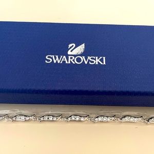 BRAND NEW SWAROVSKI BRACELET